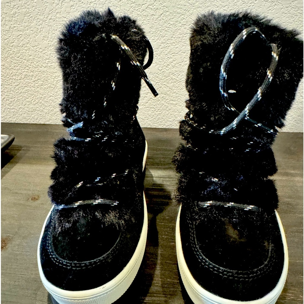 COUGAR Vanity Suede Women’s Faux Fur ankle Boots Size 6